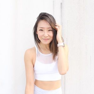 🌻 MEET YOUR POSHER 🌻